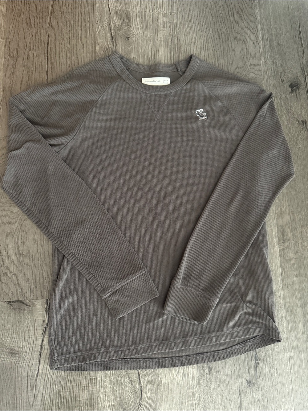 Abercrombie & Fitch Boy’s Waffle Thermal Crew in Charcoal